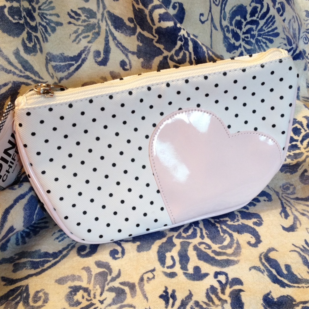 🎉HP🎉 Polka Dot Zippered Cosmetic Case Clutch New
